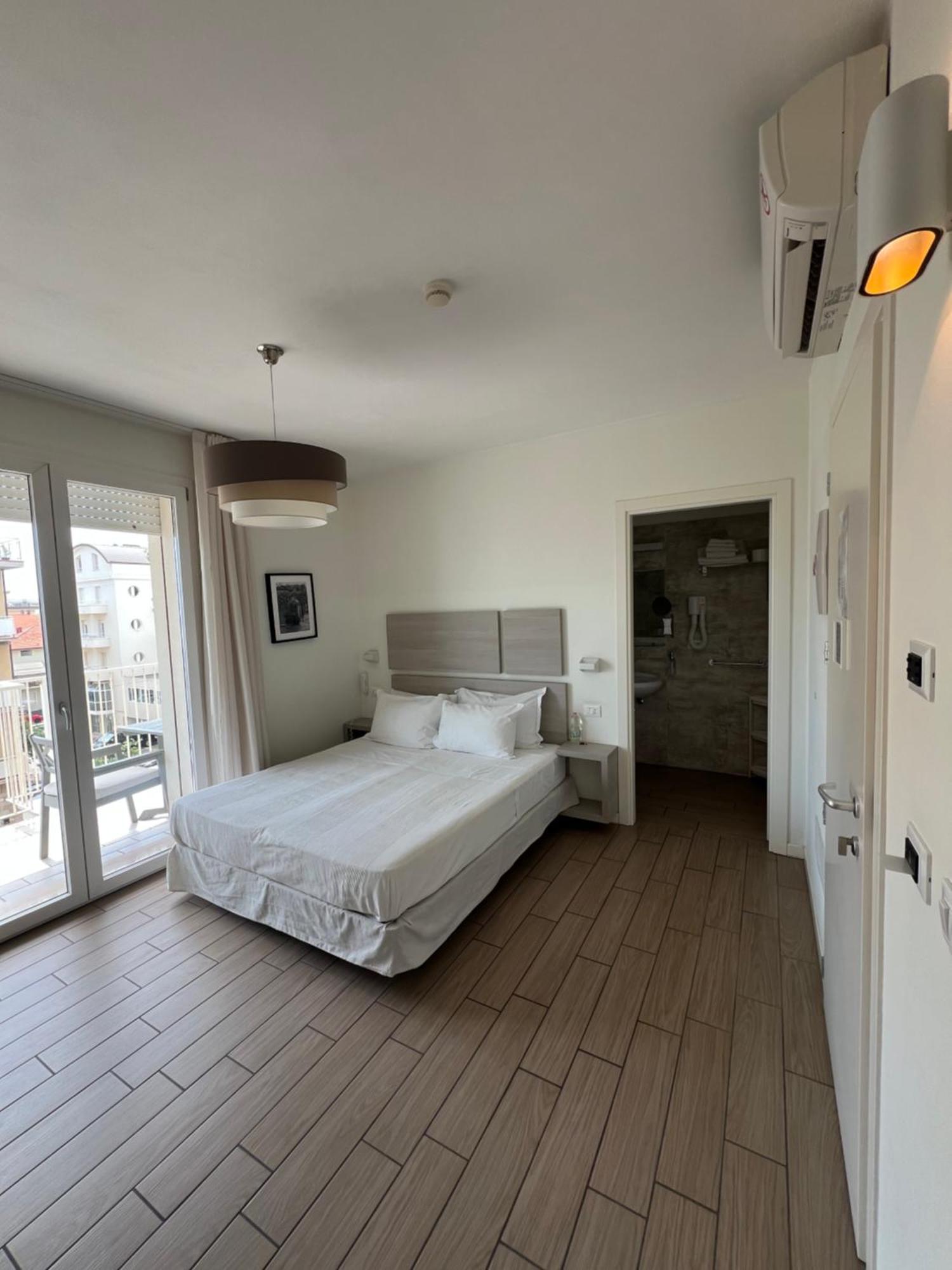 Hotel Riva E Mare Rimini